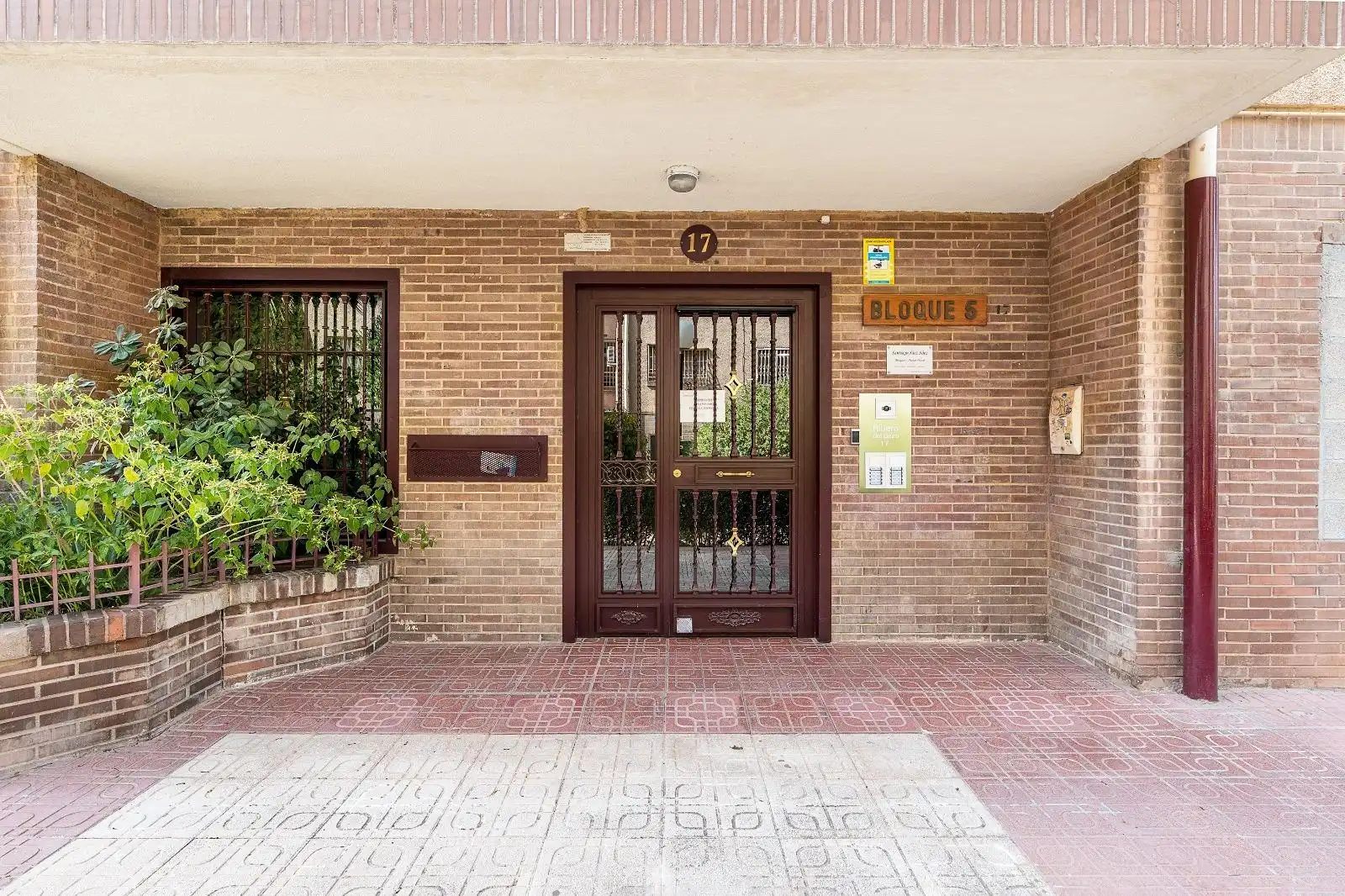 Flat for sale in Granada  with Heating