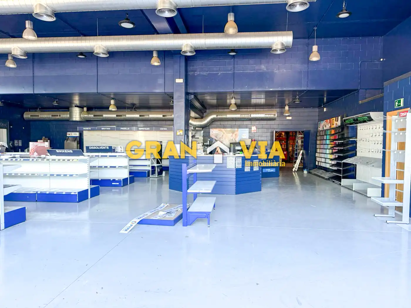 Nau industrial de lloguer en Figueres