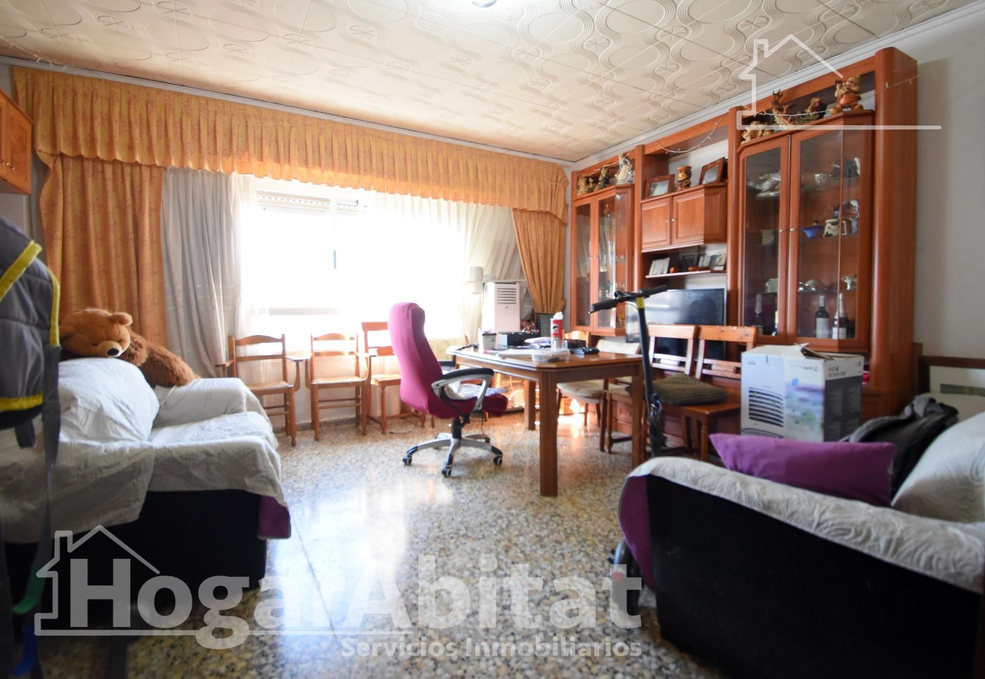 Sala d'estar de Pis en venda en Gandia amb Aire condicionat i Calefacció