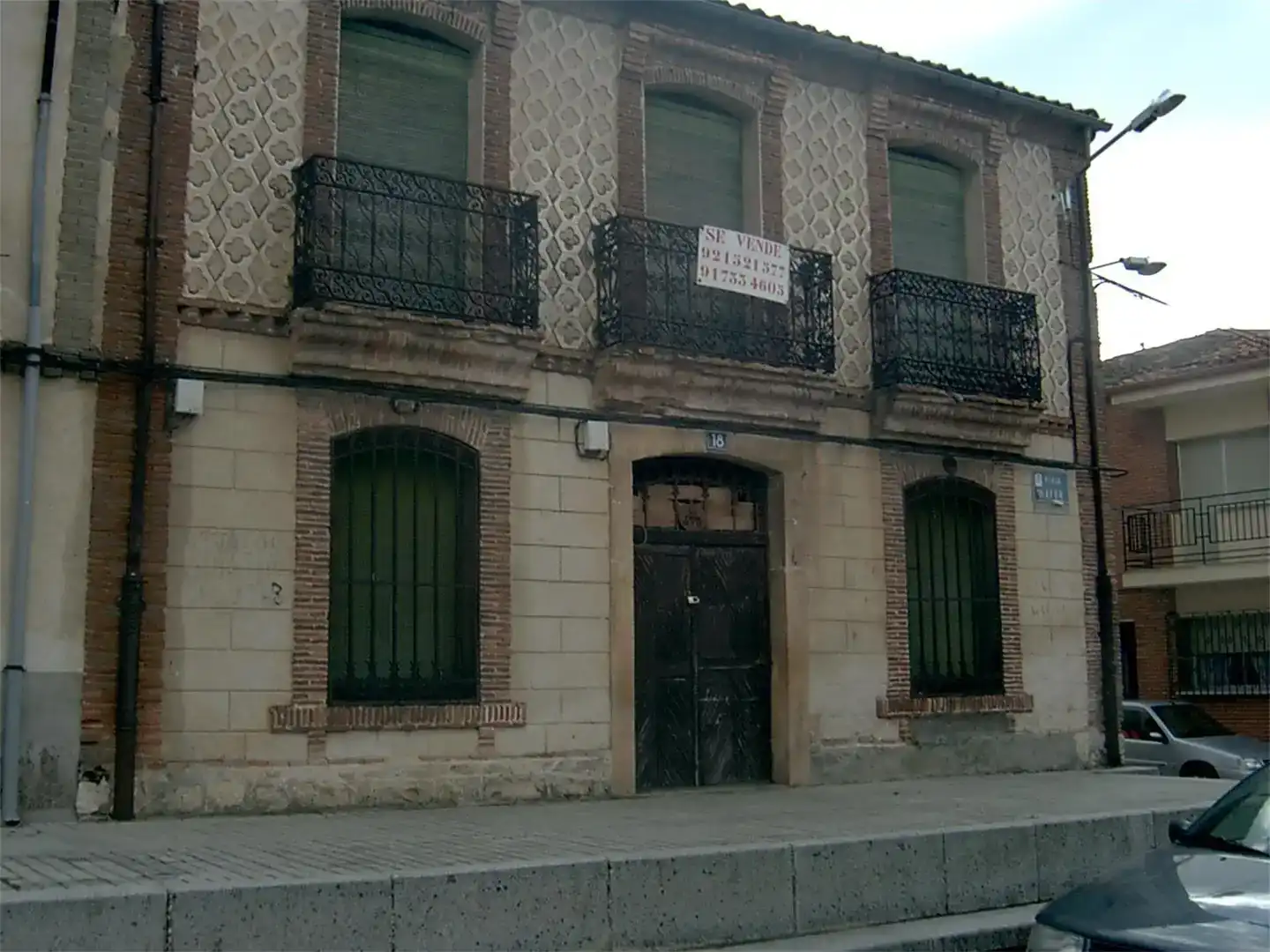 Vista exterior de Casa adosada en venda en Lastras de Cuéllar amb Balcó