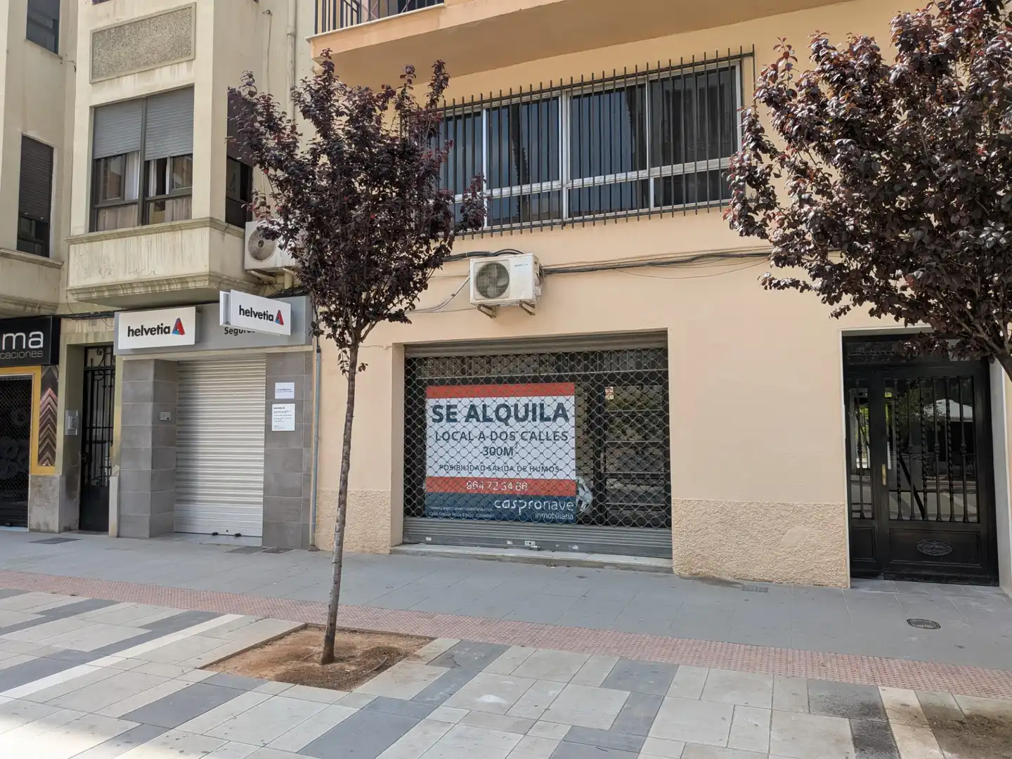 Gewerbefläche zur Miete in Avenida de la Mare de Déu del Lledó 15