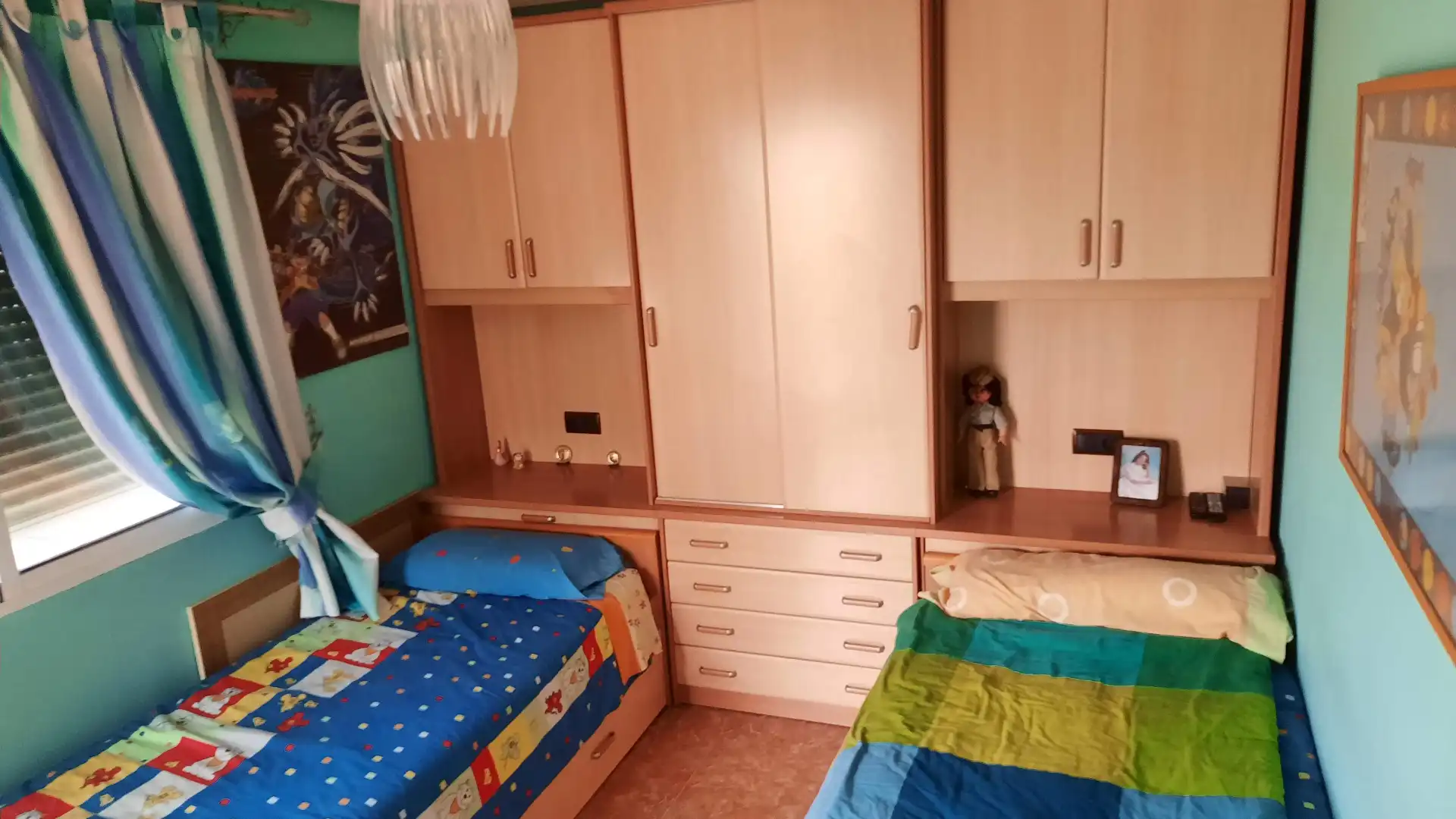 Schlafzimmer von Einfamilien-Reihenhaus zum Verkauf in Vinaròs mit Klimaanlage, Heizung und Privatgarten