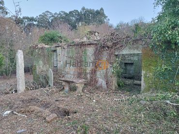 Casa rústica amb jardí en venda a Parroquias Rurales