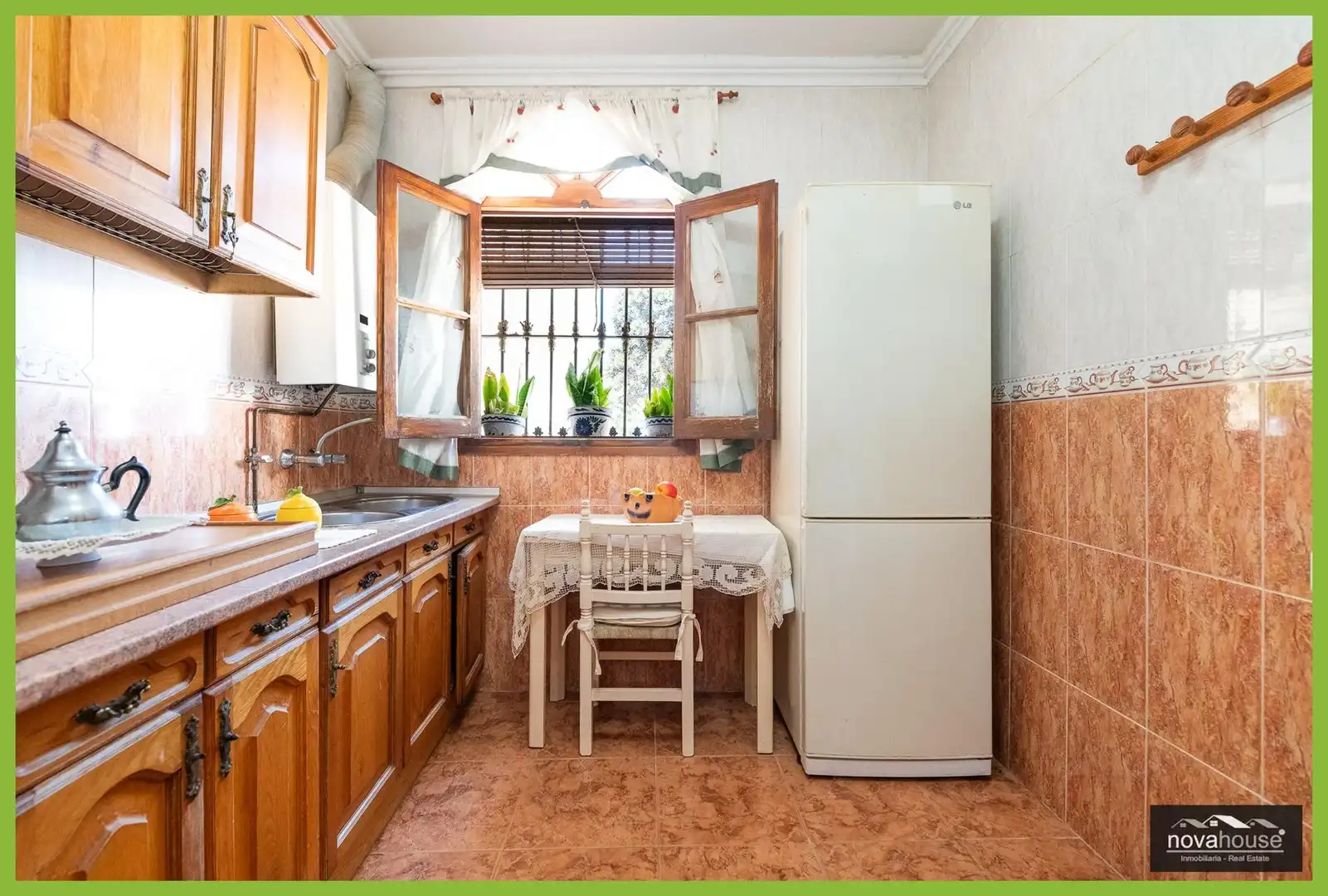 Cocina de Casa o chalet en venta en Málaga con Aire acondicionado, Terraza y Trastero