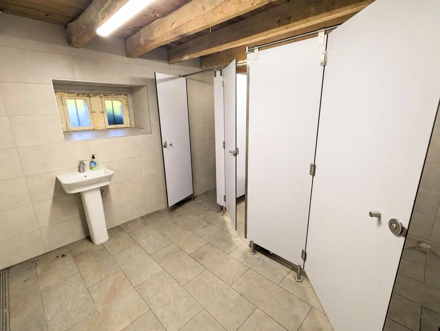 Bany de Casa o xalet en venda en Allín / Allin