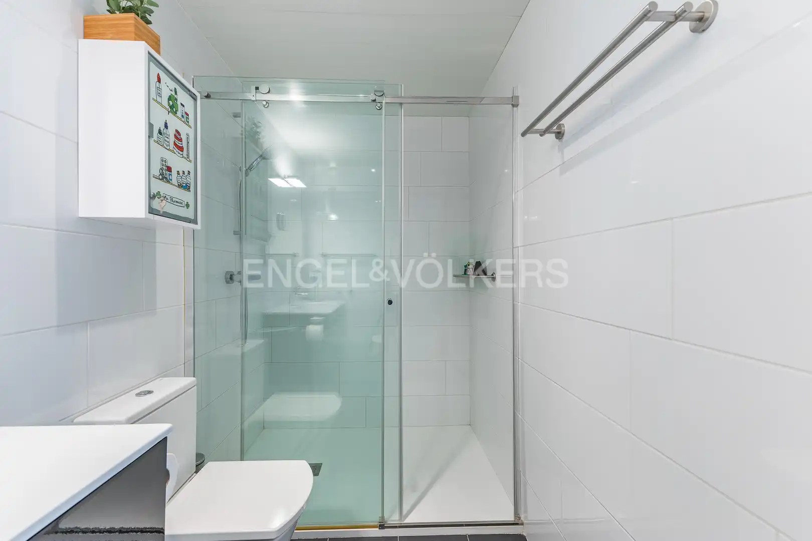 Bathroom of Duplexes for sale in Sitges  with Air Conditioner, Heating and Parquet flooring