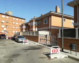 Exterior view of Garage for sale in Algete