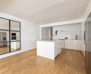 Cuina de Apartament de lloguer en  Valencia Capital amb Aire condicionat, Calefacció i Parquet