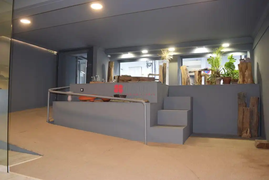 Local comercial de lloguer a Rúa De Alfredo Brañas, imagen 4
