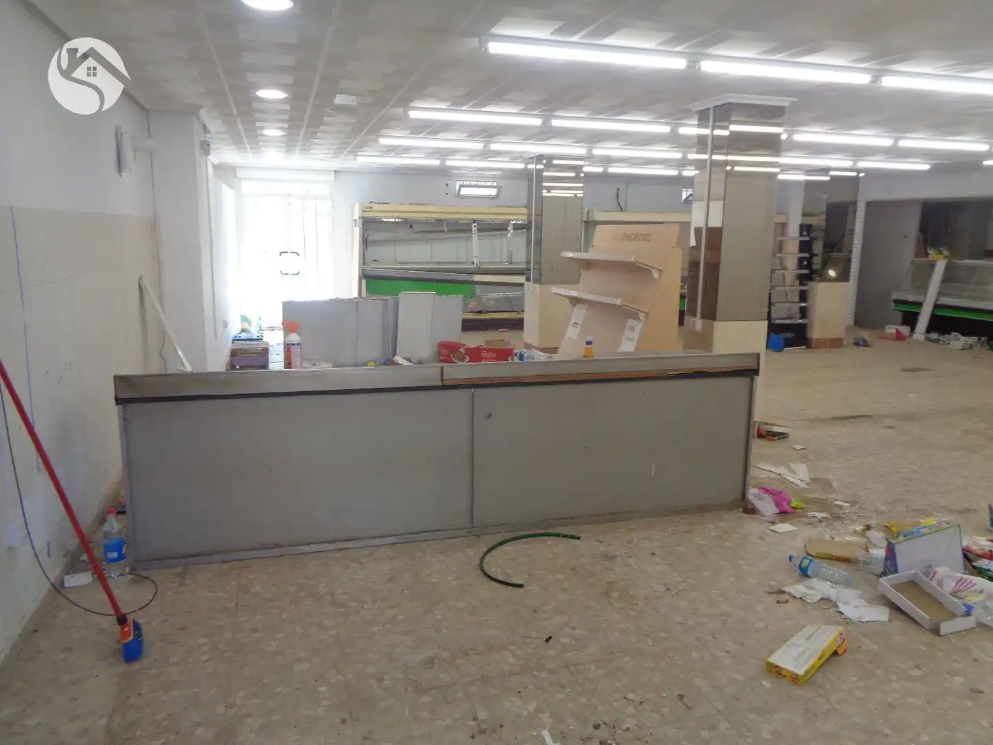 Local comercial de lloguer a Alameda, imagen 2