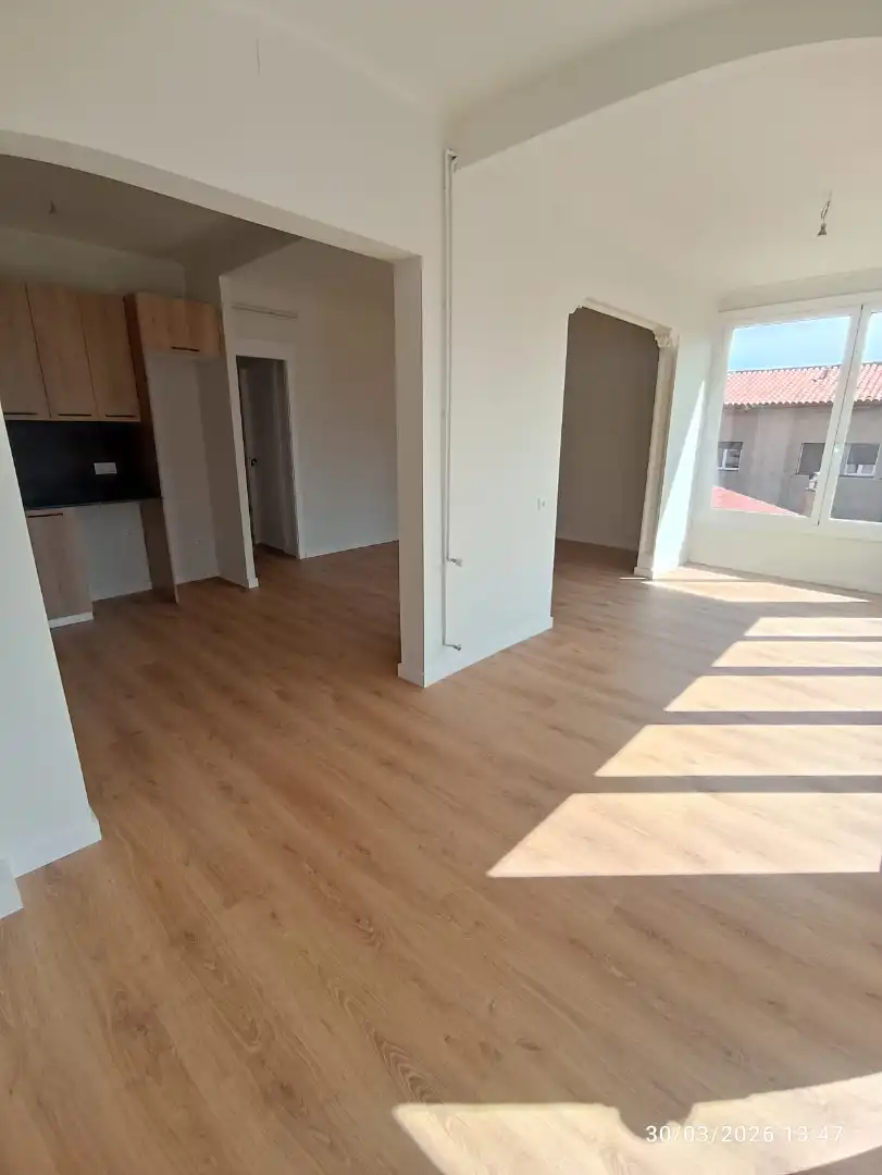 Wohnung zum Verkauf in Berga mit Heizung, Terrasse und Balkon