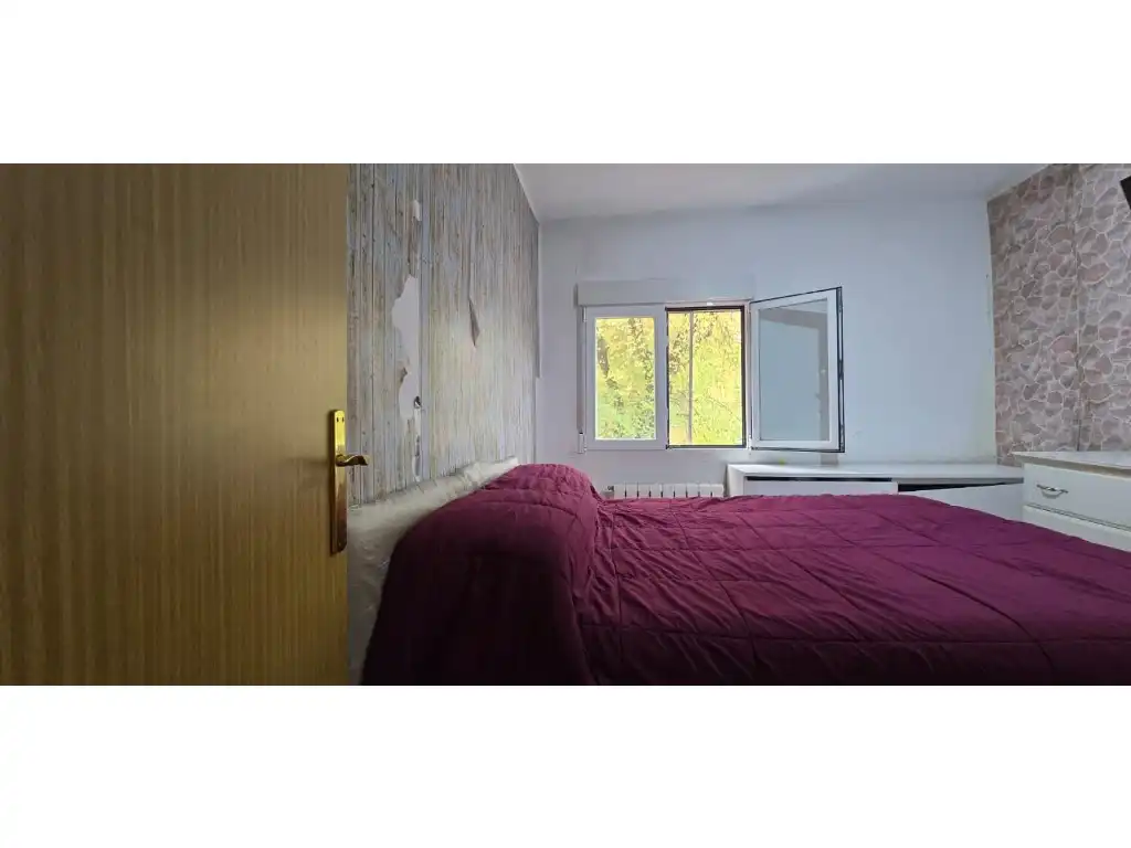 Bedroom of Flat for sale in Madrid