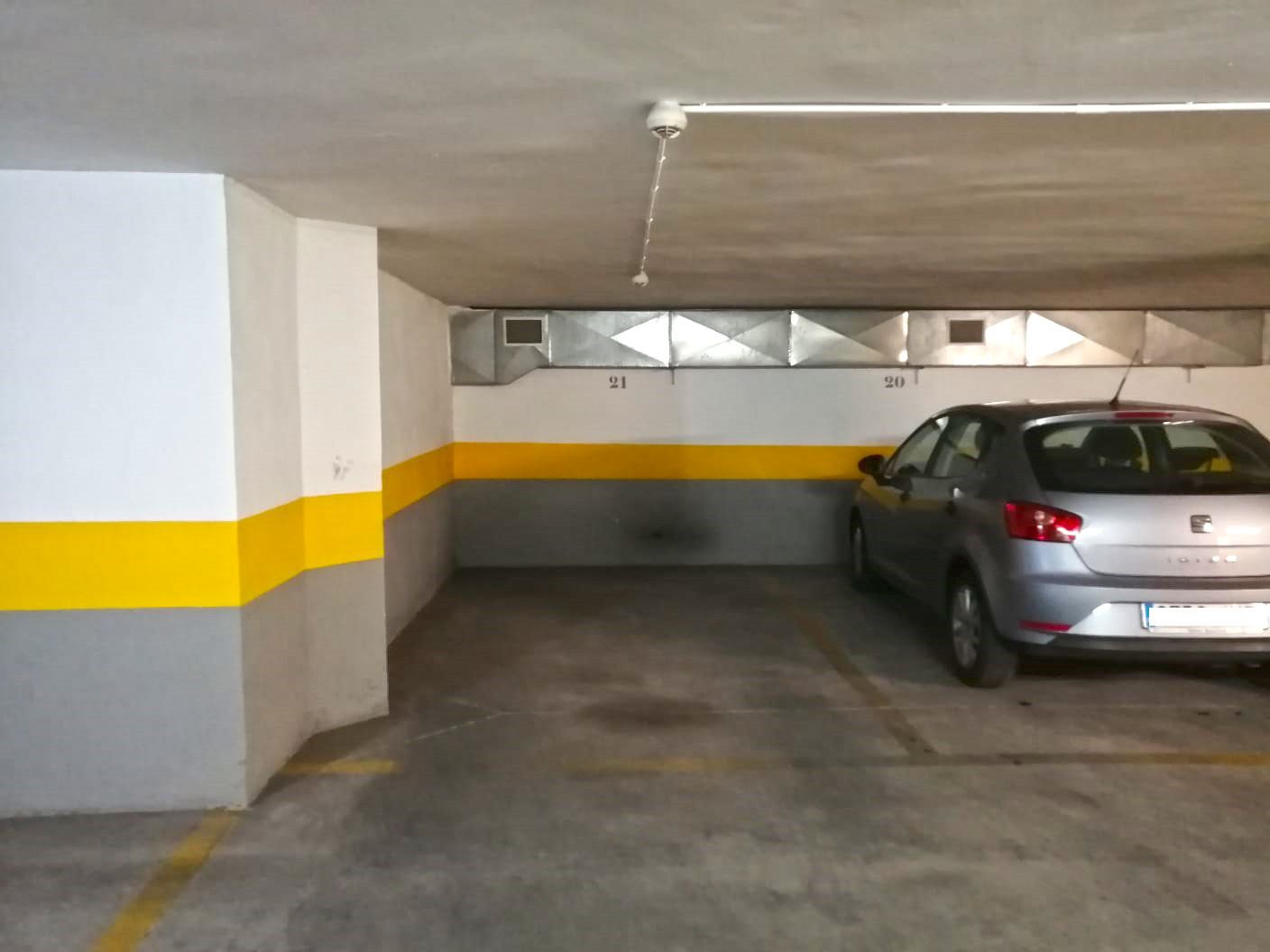 Aparcament de Garatge de lloguer en  Granada Capital
