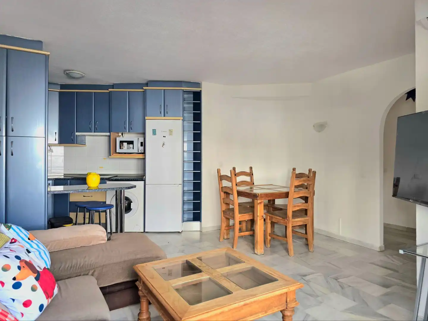 Menjador de Apartament de lloguer en Estepona Pueblo