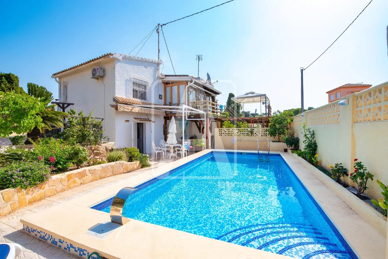 Villa mit Pool zum Verkauf in Carrió - La Merced - Los Pinos, imagen 16