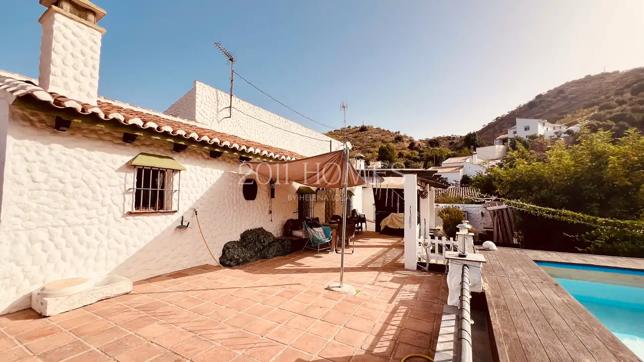 Terrassa de Finca rústica en venda en Almogía amb Jardí privat, Terrassa i Piscina