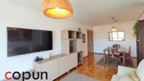 Living room of Flat for sale in Oviedo 