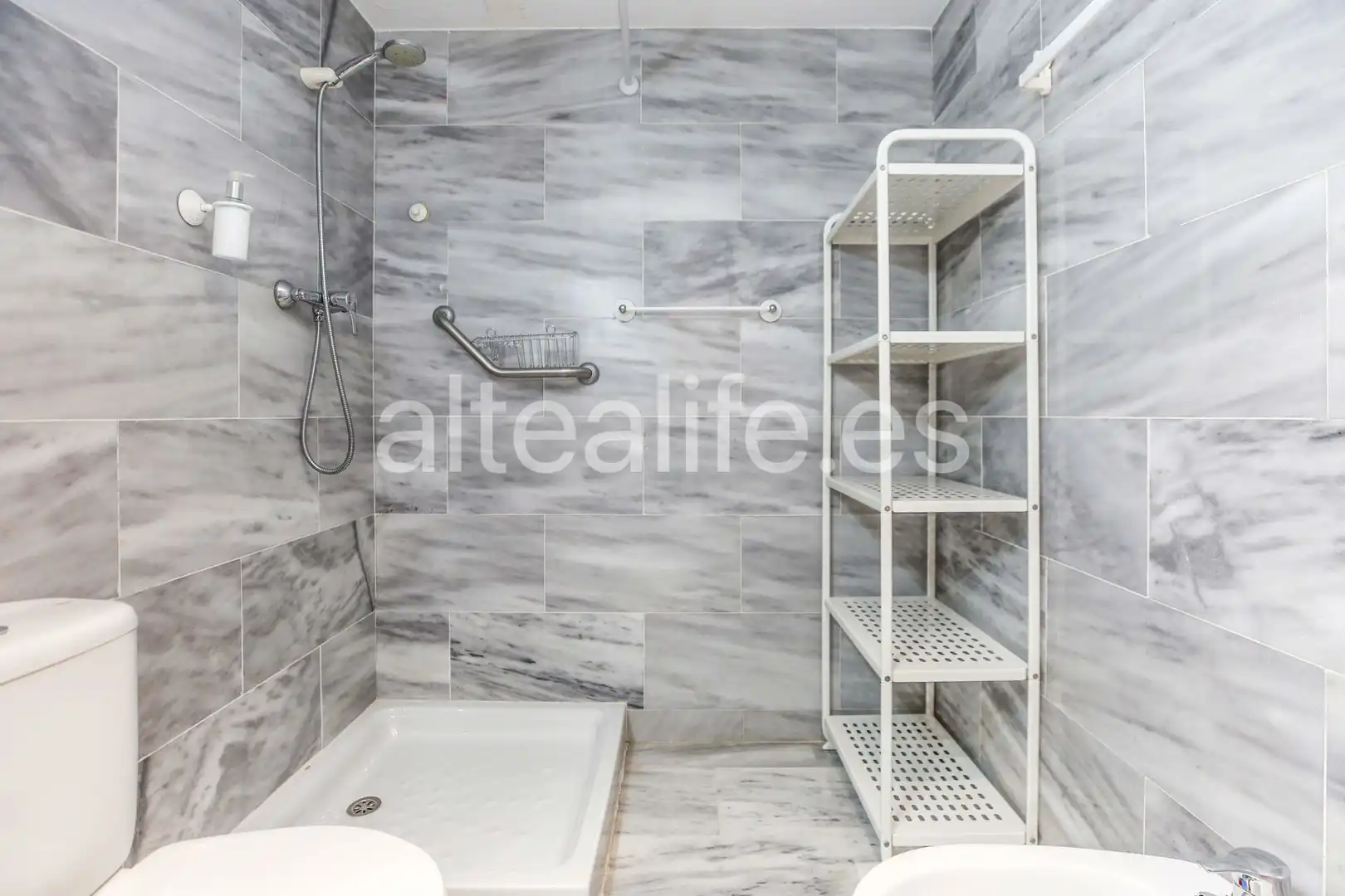 Bathroom of Apartments for sale in Villajoyosa / La Vila Joiosa  with Air Conditioner, Heating and Terrace