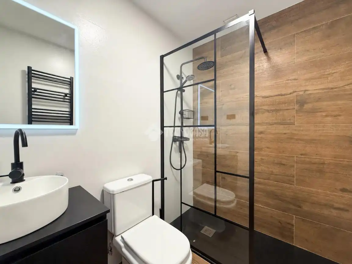 Bathroom of Flat for sale in Fuencarral - El Pardo