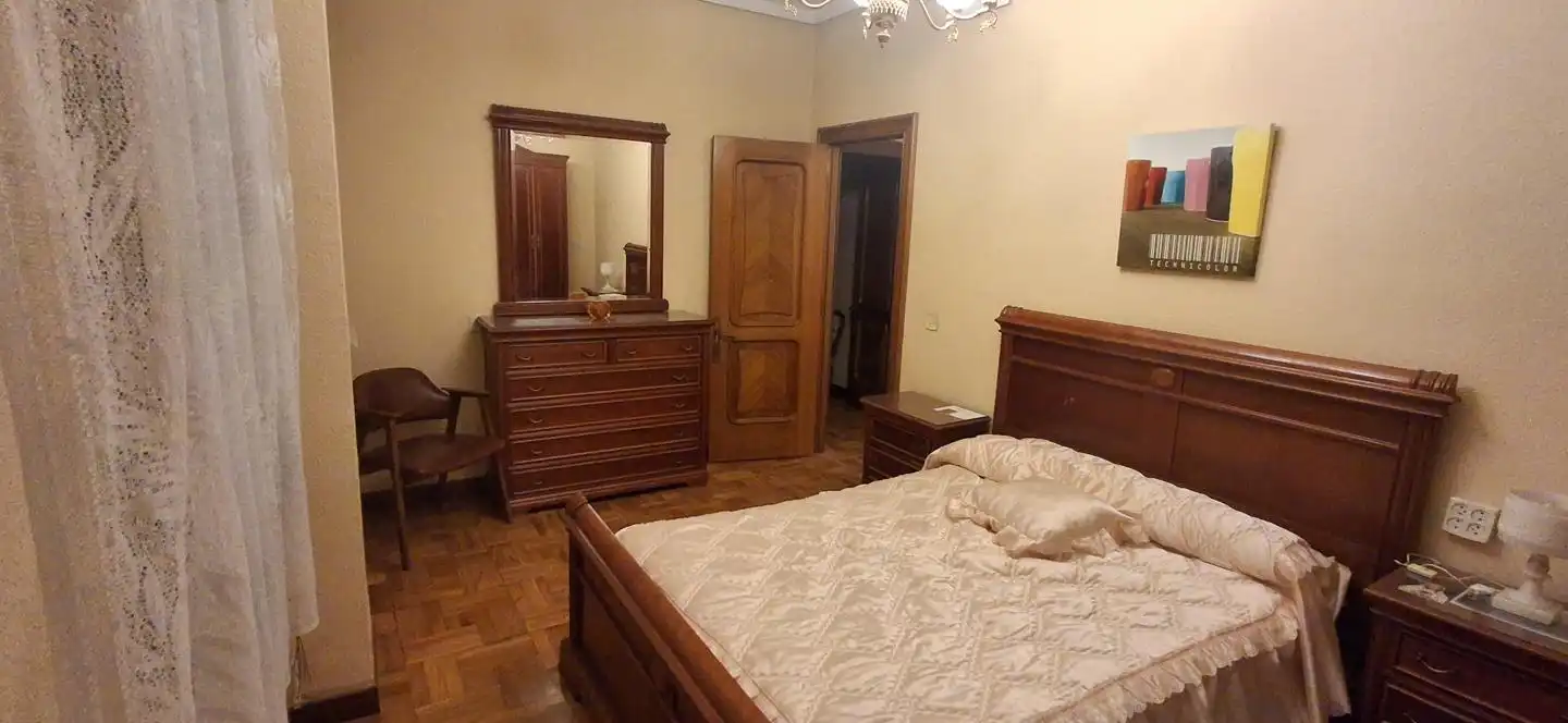 Bedroom of Flat for sale in Tudela  with Air Conditioner, Heating and Parquet flooring
