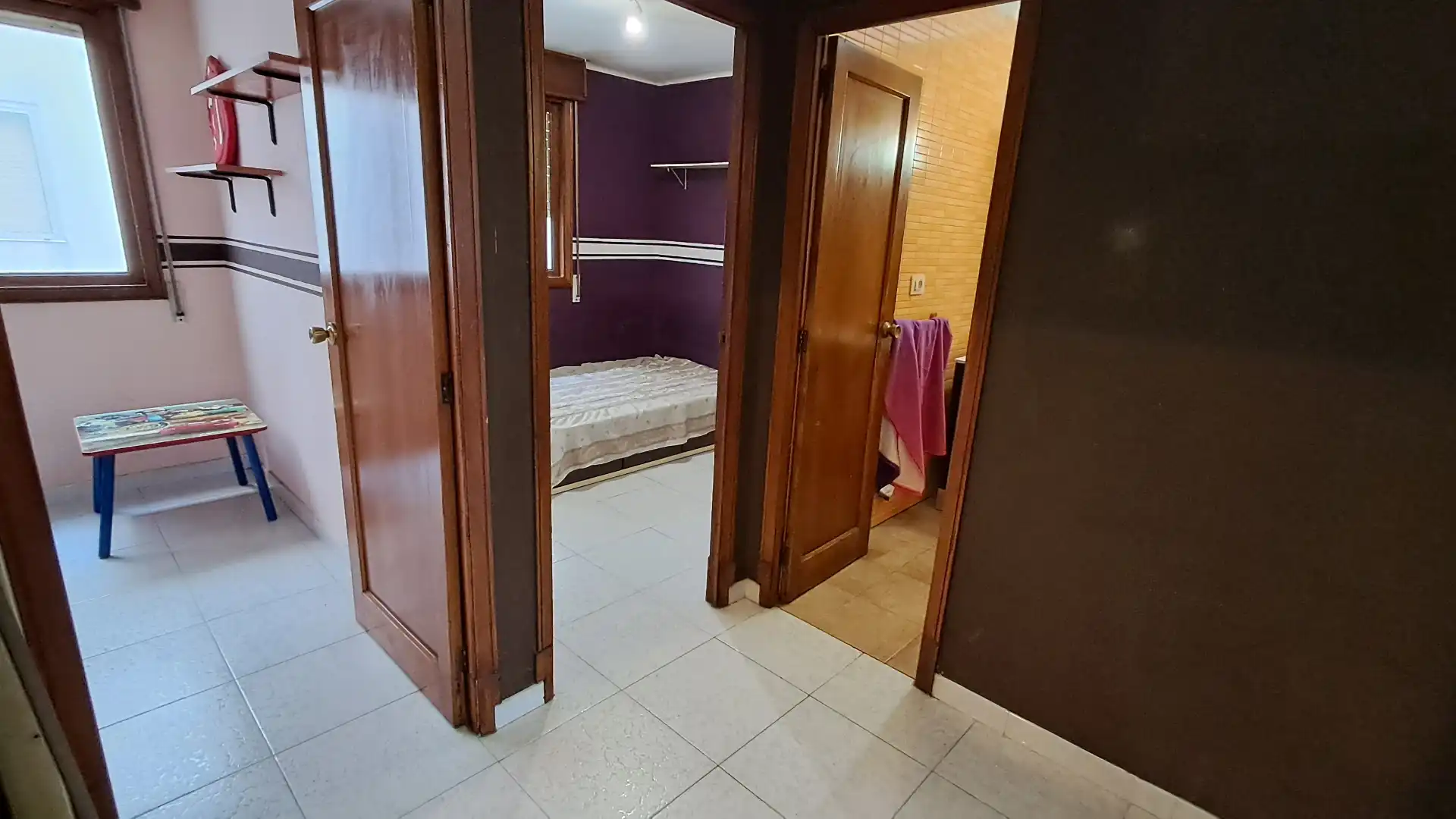 Habitación de Piso en venta en Vigo  con Parquet, Trastero y Amueblado