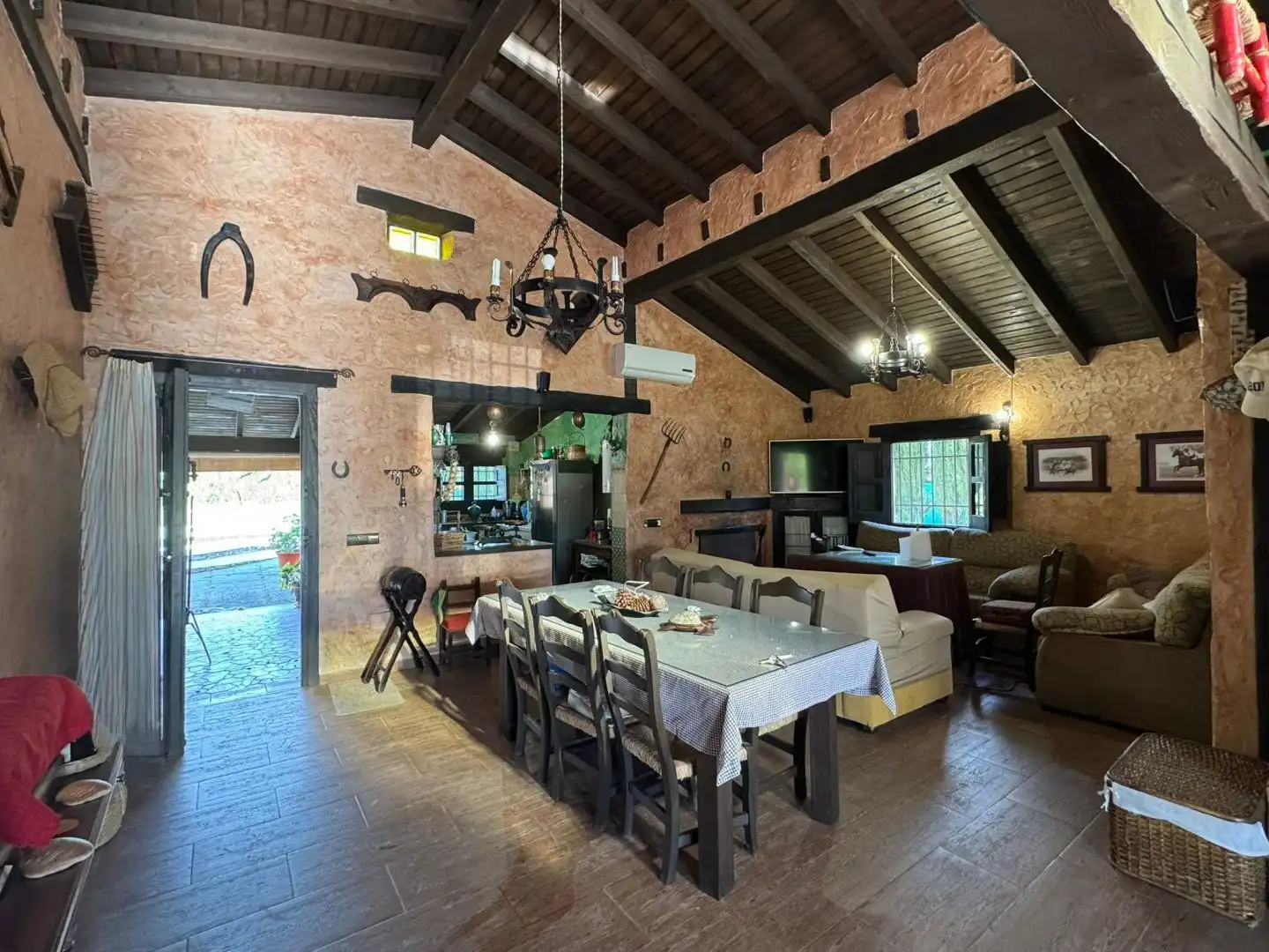 House with pool for sale in Pilas, imagen 26