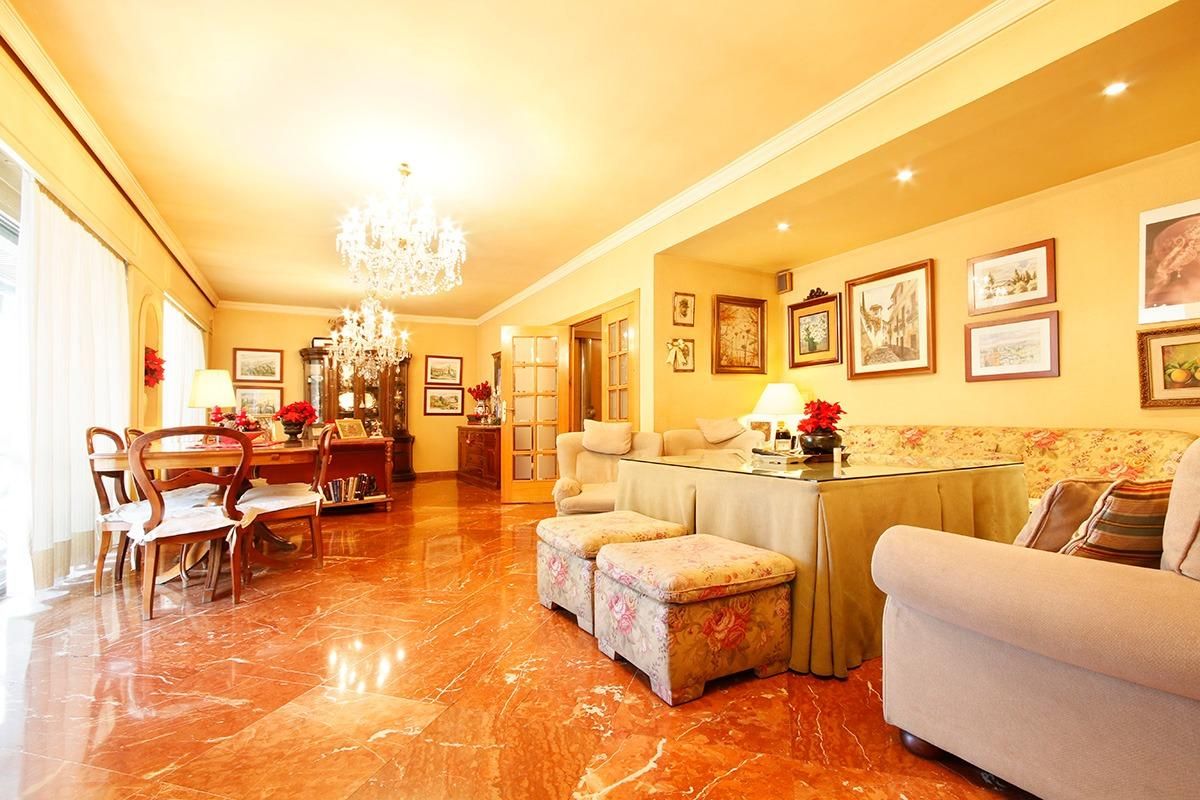 Piso en venta en Calle Calle Gran Vía de Colón, 28, Centro - Sagrario