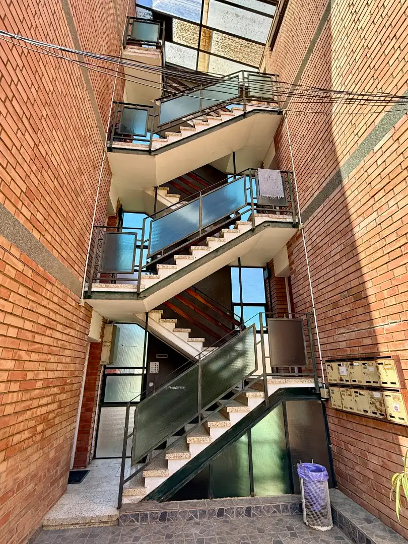 Vista exterior de Piso en venta en Barcelona
