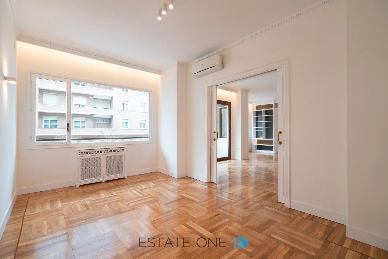 Exterior view of Flat for rent in Madrid  with Air Conditioner, Heating and Parquet flooring