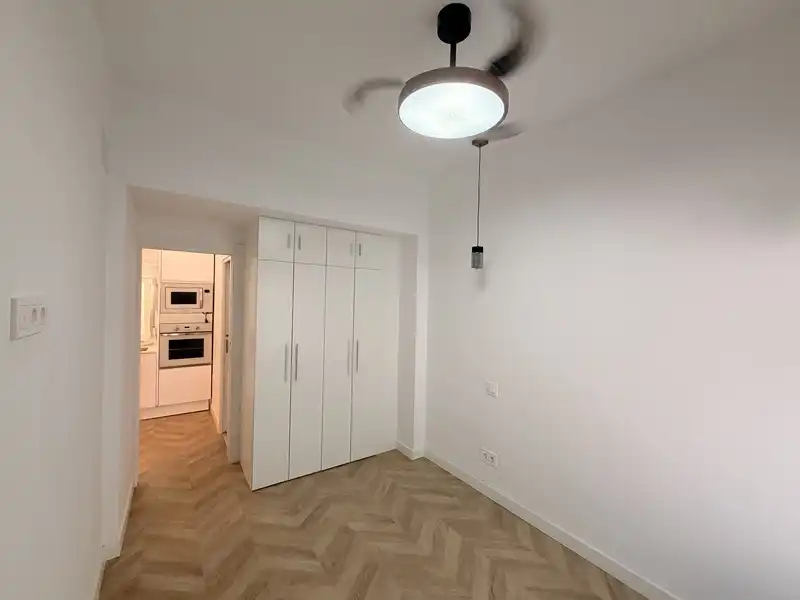 Habitación de Piso en venta en Madrid con Calefacción
