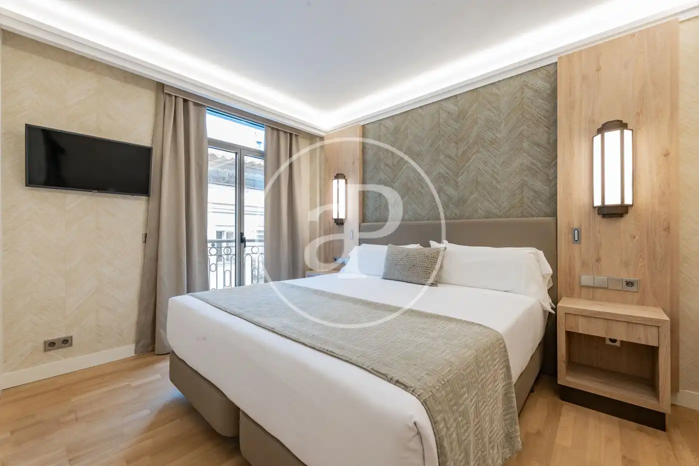 Bedroom of Flat for rent in Madrid  with Air Conditioner, Heating and Terrace
