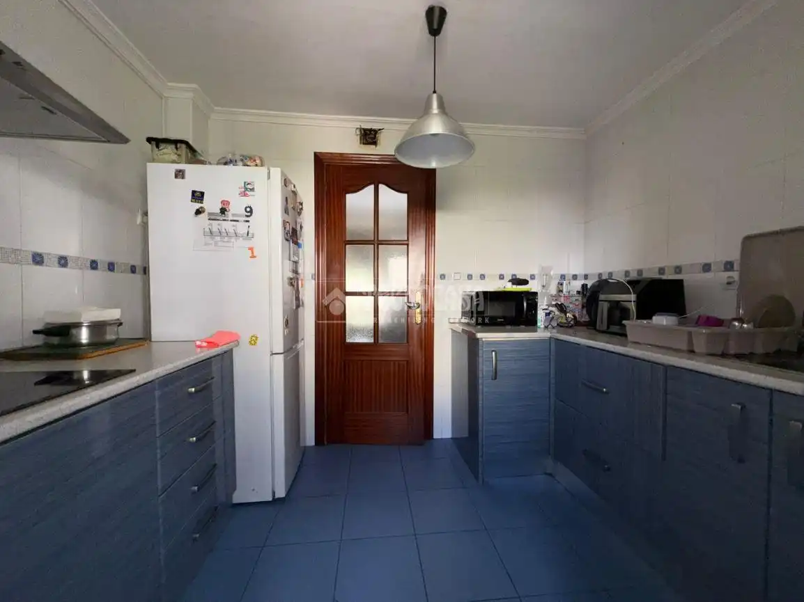 Kitchen of Flat for sale in Sevilla