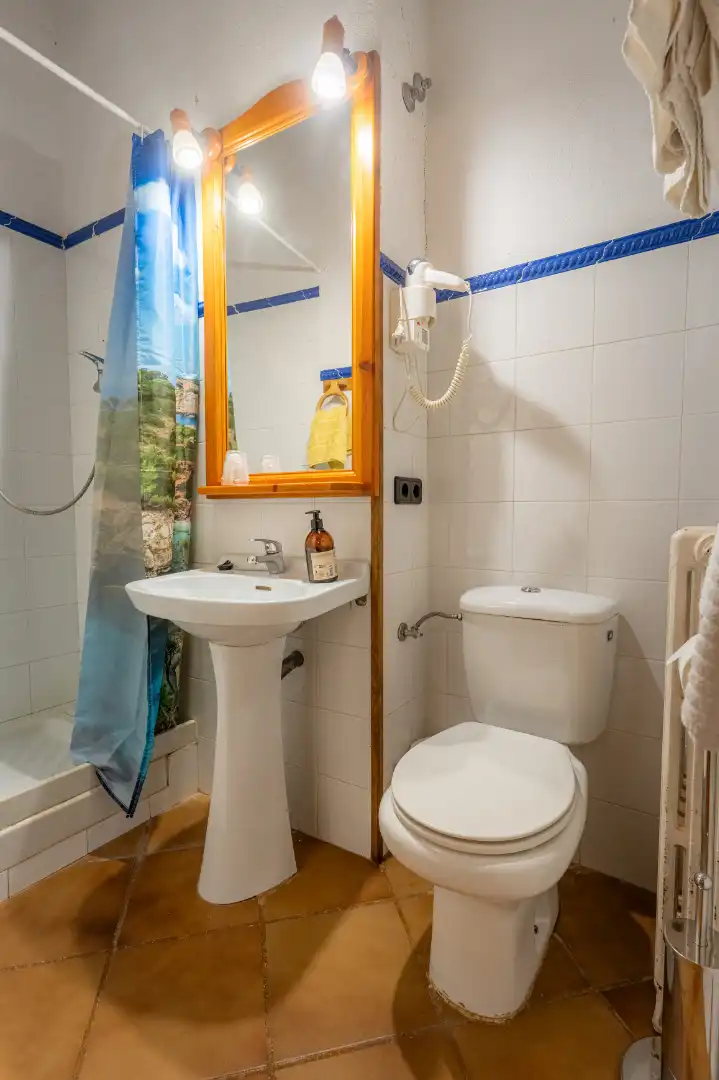 Bathroom of Houses for sale in Montblanc  with Air Conditioner, Heating and Private garden