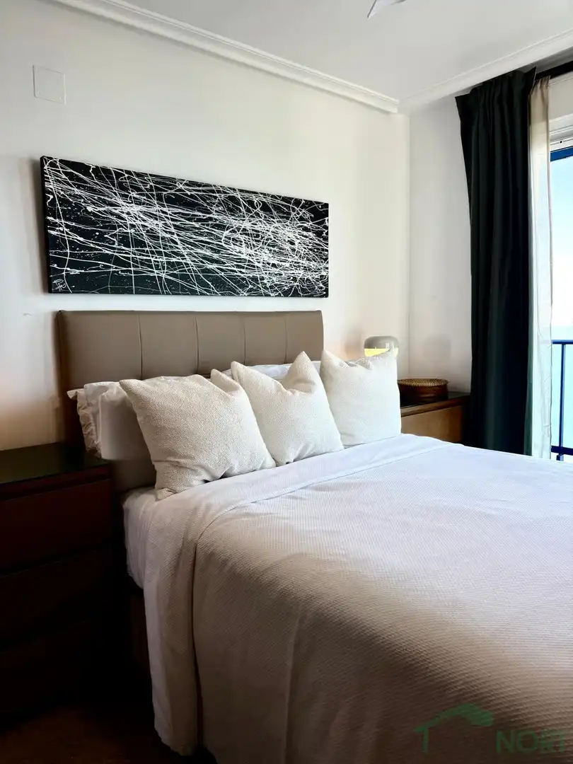 Schlafzimmer von Dachboden zum Verkauf in La Manga del Mar Menor mit Terrasse, Möbliert und Gemeinschaftspool
