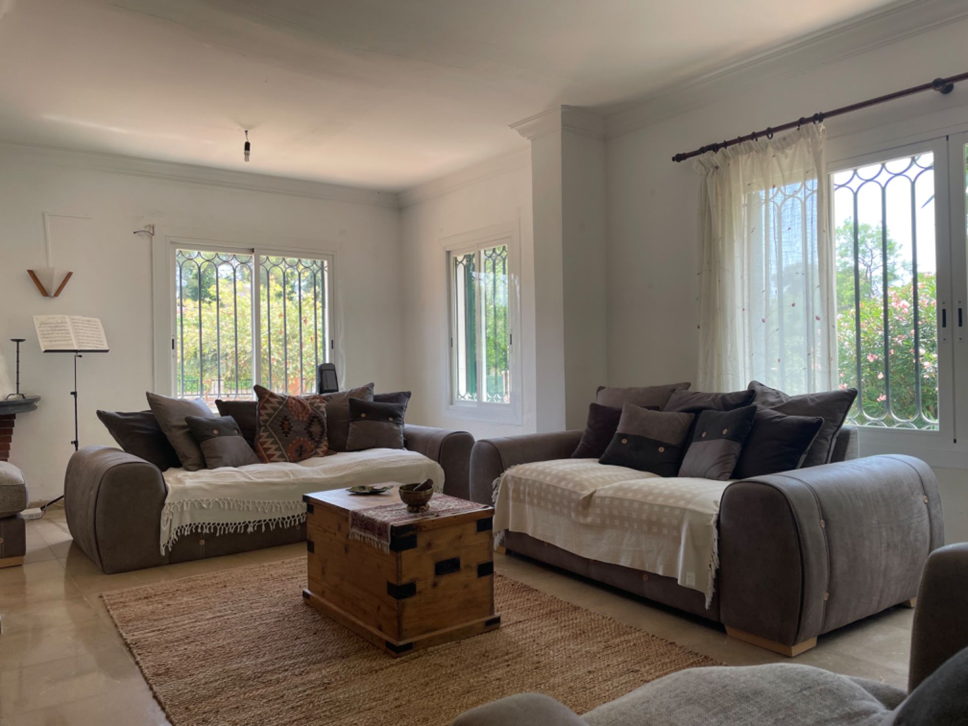 Sala d'estar de Casa o xalet en venda en  Palma de Mallorca amb Aire condicionat, Jardí privat i Terrassa