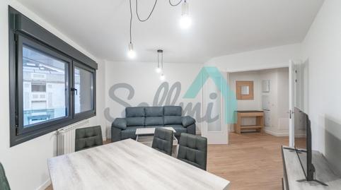 Foto 3 de Piso de alquiler en La Regenta, La Ería, Oviedo