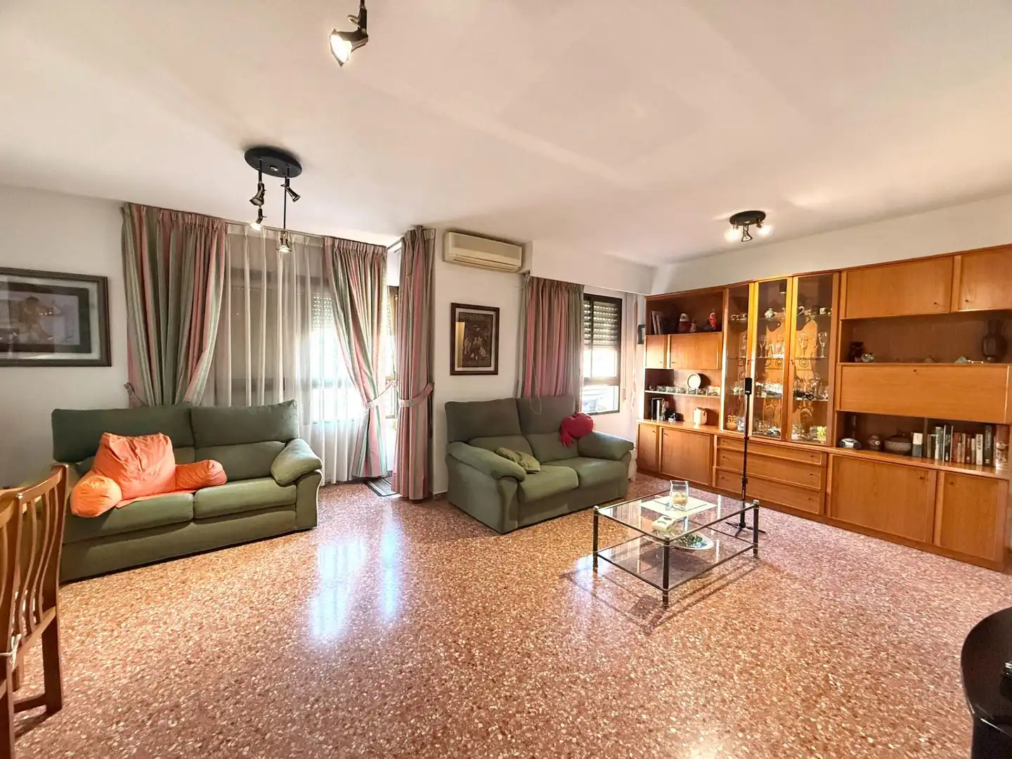 Sala de estar de Piso en venta en Valencia con Aire acondicionado, Terraza y Balcón