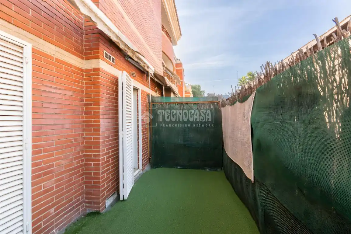 Terrassa de Pis en venda en Las Rozas de Madrid amb Calefacció i Terrassa
