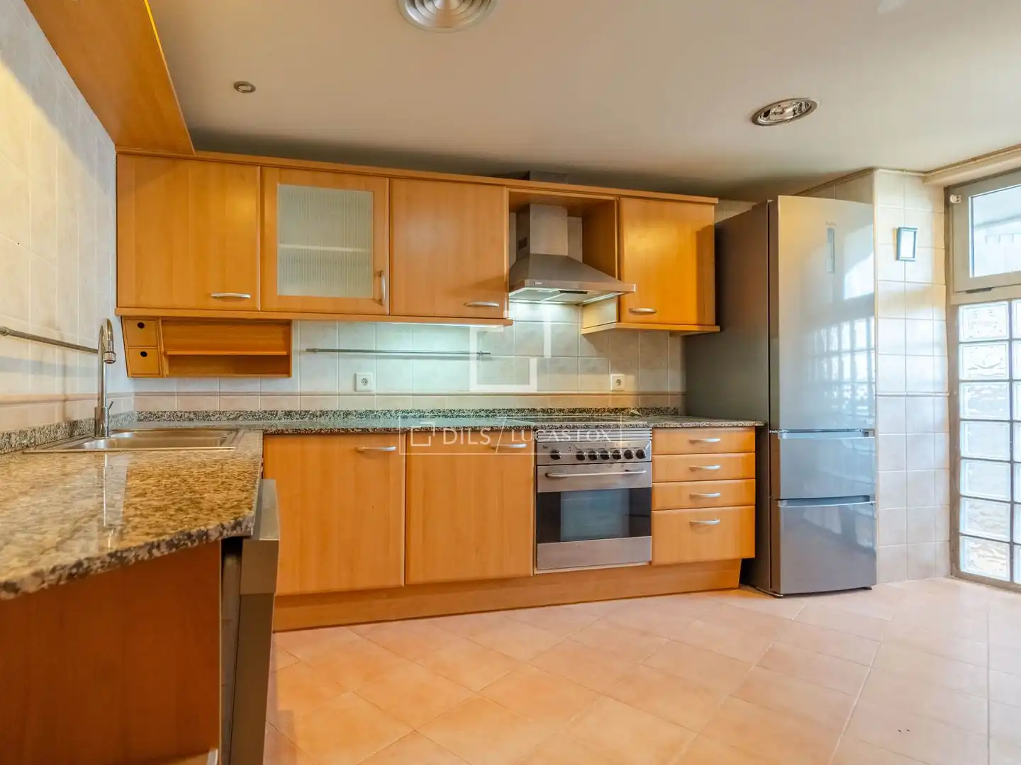 Cocina de Piso en venta en Valencia con Aire acondicionado, Calefacción y Jardín privado