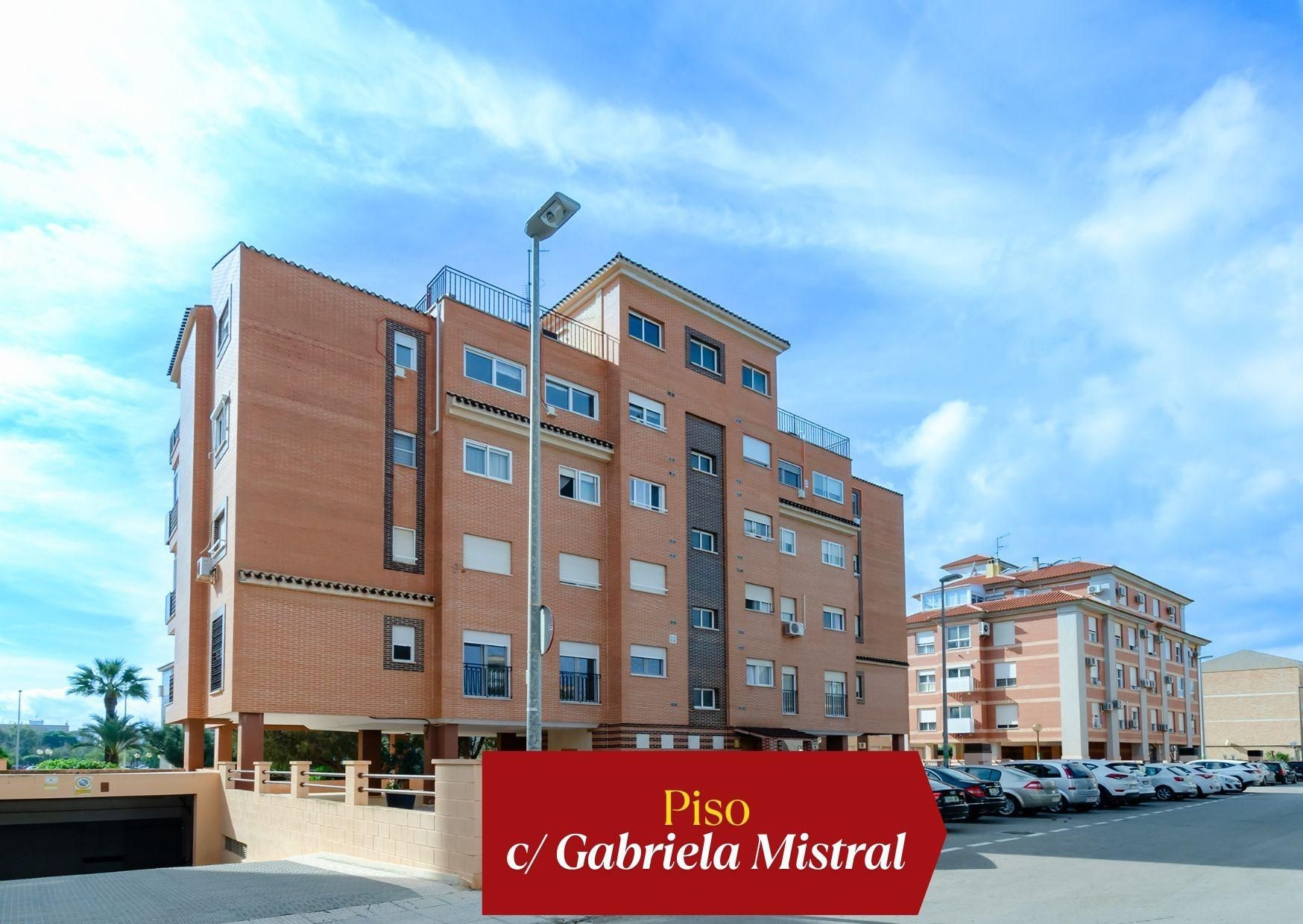 Vista exterior de Pis en venda en Cartagena amb Traster i Balcó