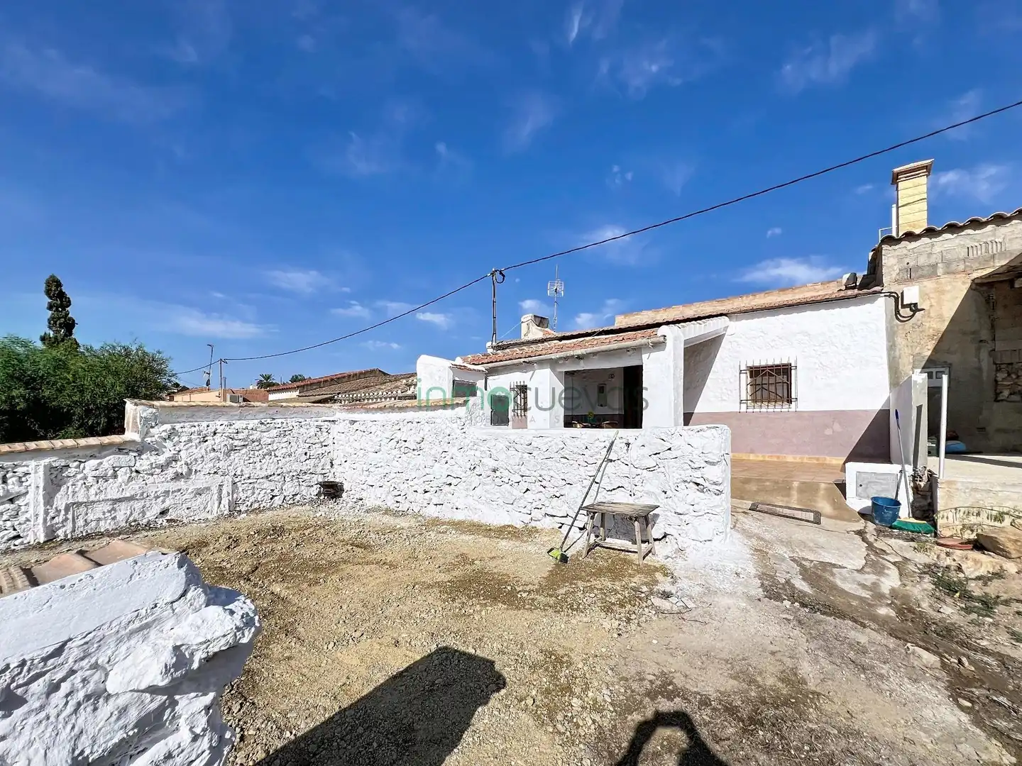 Außenansicht von Einfamilien-Reihenhaus zum Verkauf in Cuevas del Almanzora mit Privatgarten, Terrasse und Möbliert