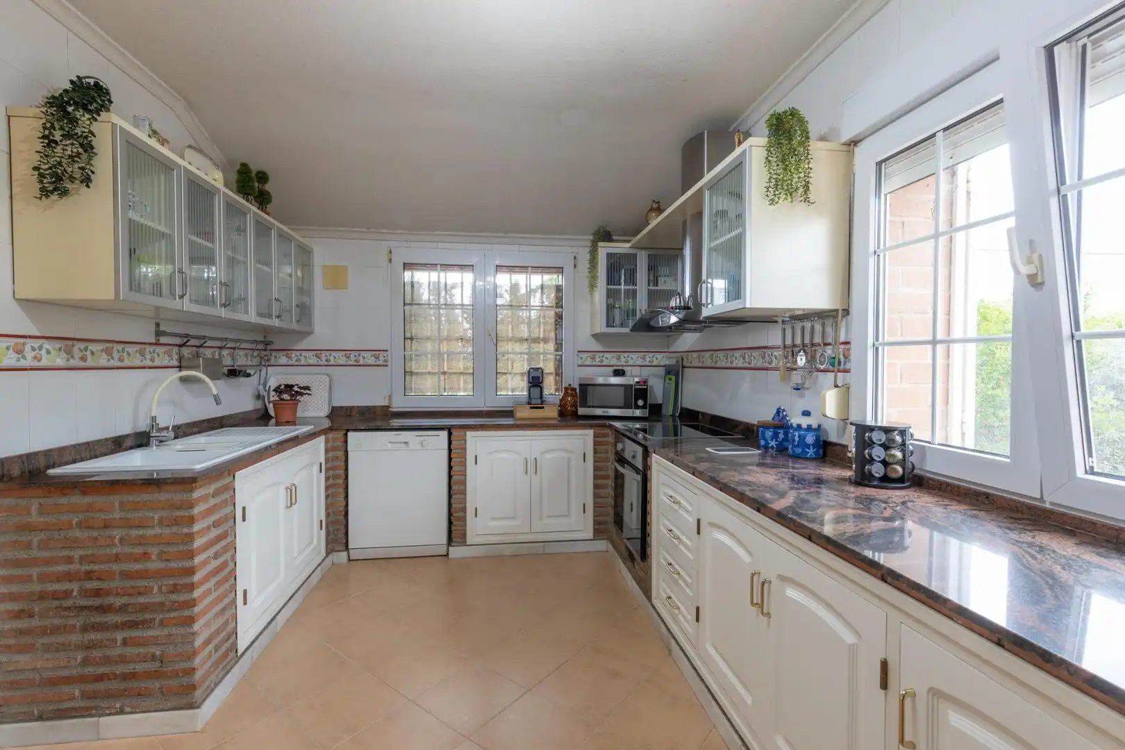 Villa mit Pool zum Verkauf in SUELO URB S-2, imagen 62