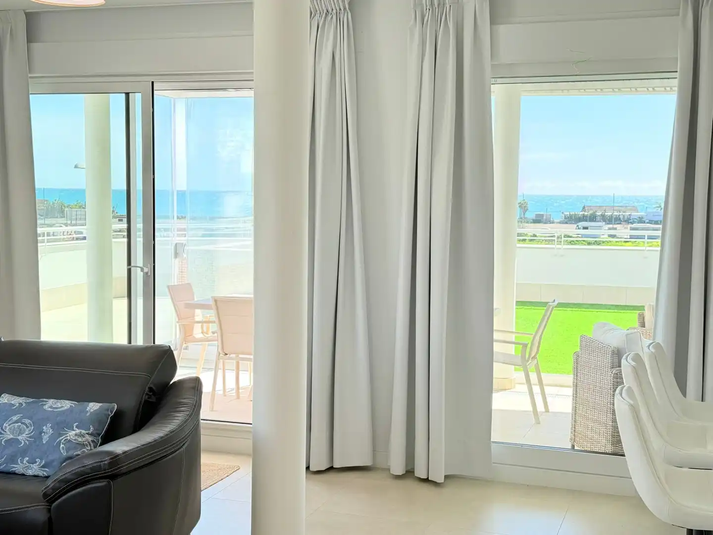 Habitación de Ático en venta en Vélez-Málaga con Aire acondicionado, Trastero y Piscina