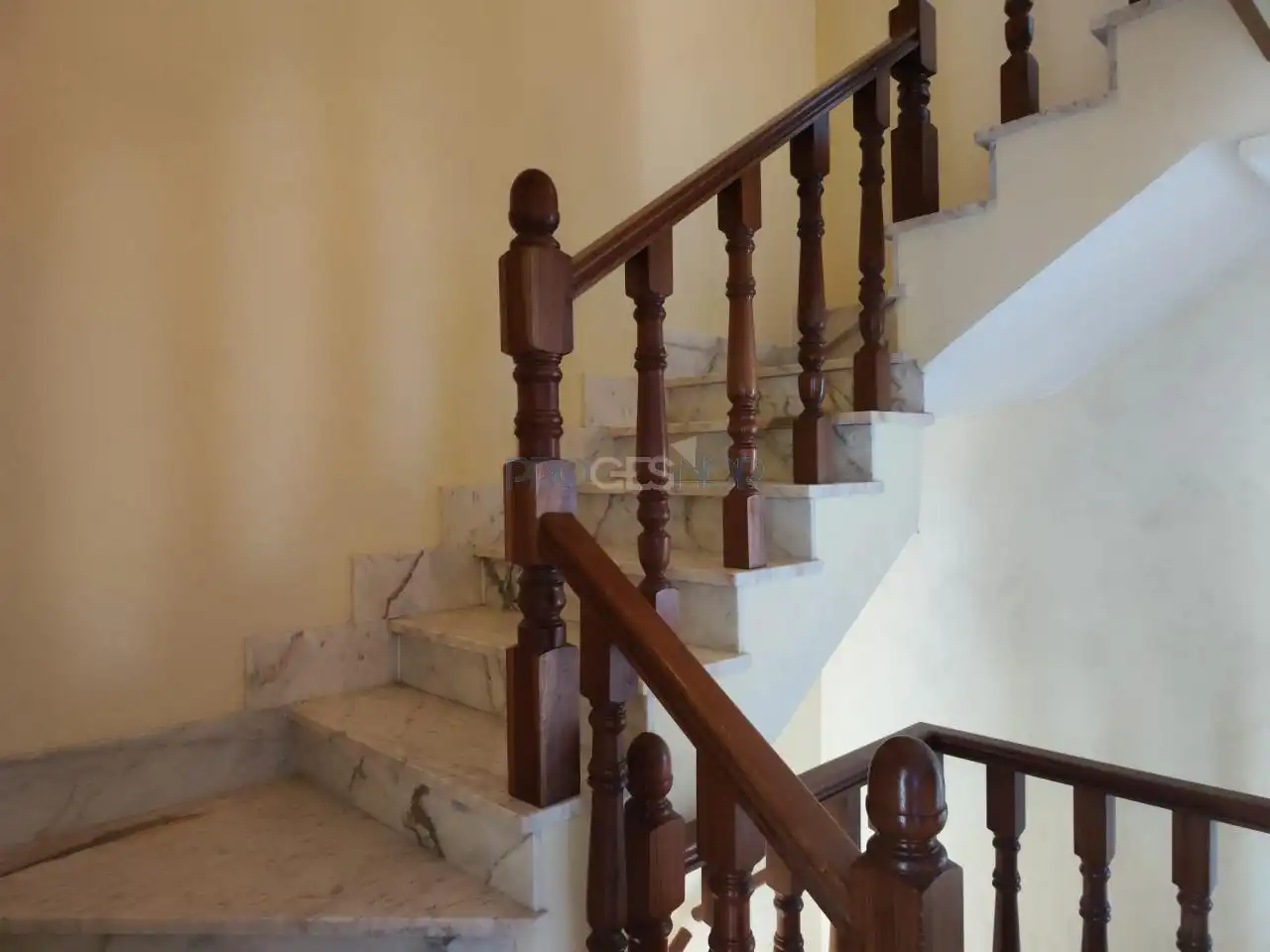 Casa adosada en venda en Valdefresno amb Calefacció, Jardí privat i Parquet