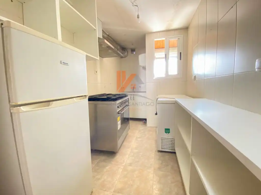 Kitchen of Commercial properties for sale in Santiago de Compostela 
