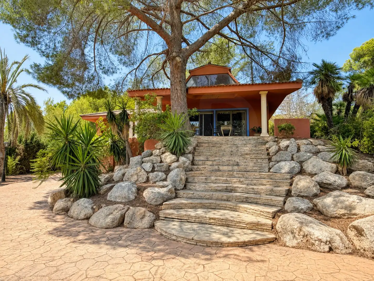 Exterior view of Houses for sale in Llíria  with Heating, Terrace and Swimming Pool