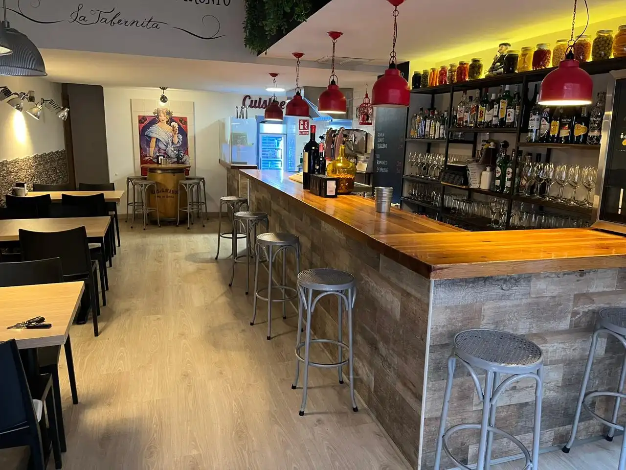 Gewerbefläche zum Verkauf in San Bernardo - Carmelitas - Campus