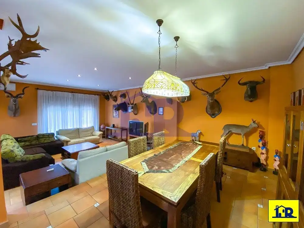 Living room of Houses for sale in Arcas del Villar  with Air Conditioner, Heating and Terrace
