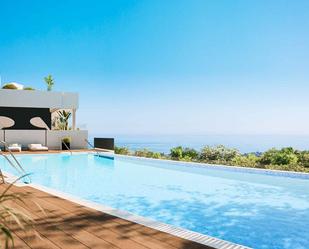 Piscina de Apartament en venda en Marbella amb Aire condicionat, Terrassa i Piscina