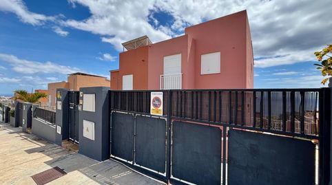 Foto 2 de Casa adosada en venta en Barranco Hondo, Candelaria